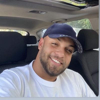 Guilherme, 24