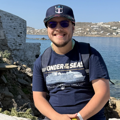 Zachary, 21