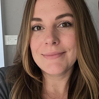 Sarah, 29