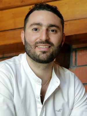 Maroun, 29