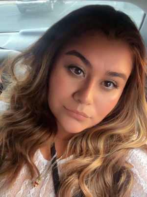 Vanesa, 28