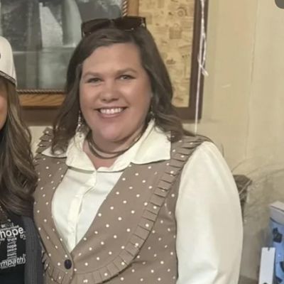 Brandi, 38