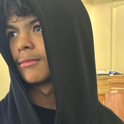Matthias, 18