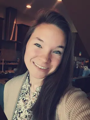 Lucy, 24