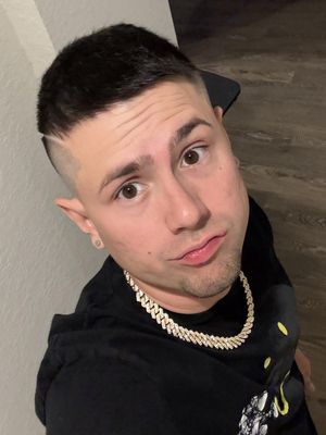 Enmanuel, 30