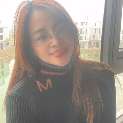 Anna Hong, 32