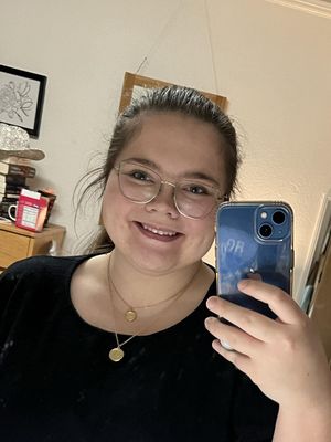 Michaela, 23