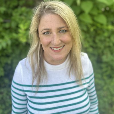 Katie, 46