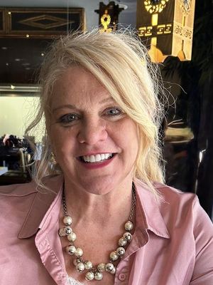 Patricia, 55