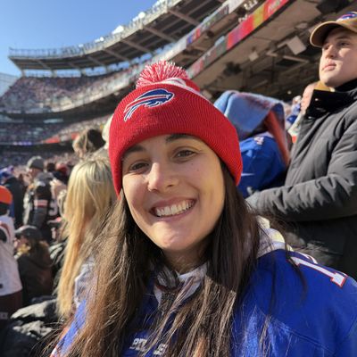 Sydney, 27