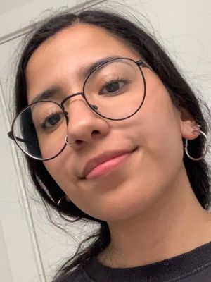 Noor, 22