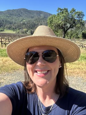 Meghan, 42
