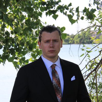 Tristan, 27