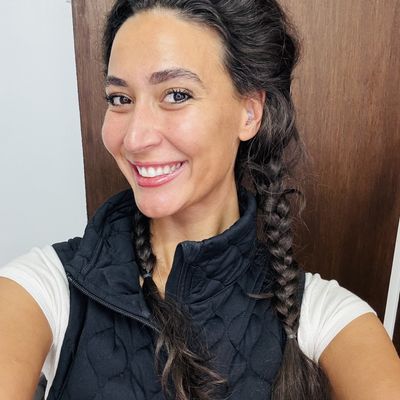 Katie, 33