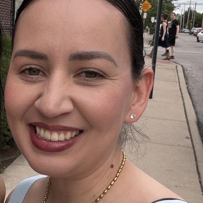 Cecilia, 38