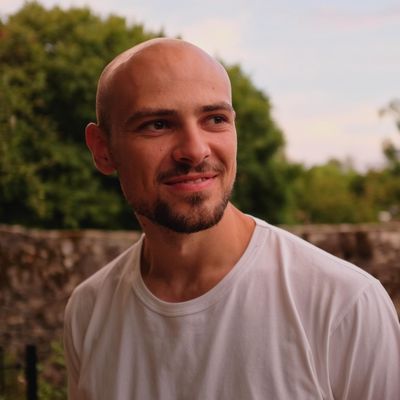 Moritz, 27