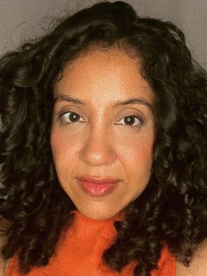 Myrla, 33
