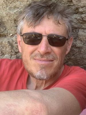 Emanuele, 52
