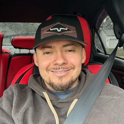 Rafael, 27