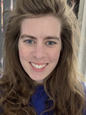 Katie, 33