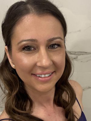 Ashley, 38