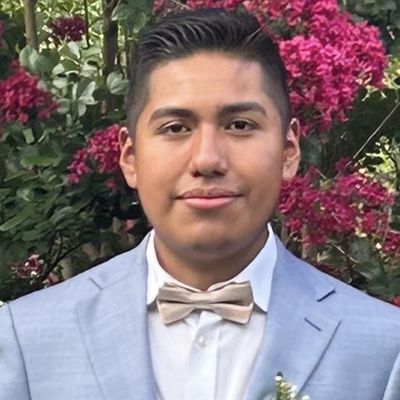 Alberto, 21
