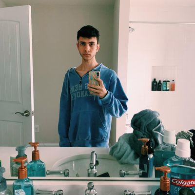 Drew, 27