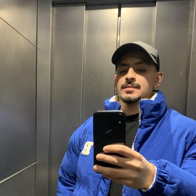 Moncef, 26
