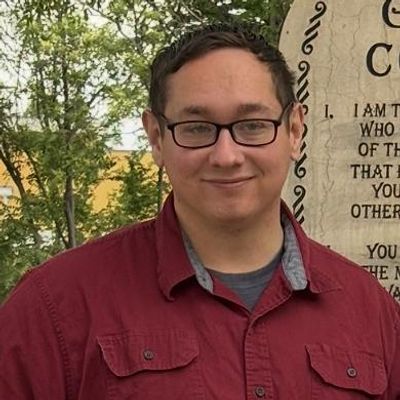 Andrew, 27