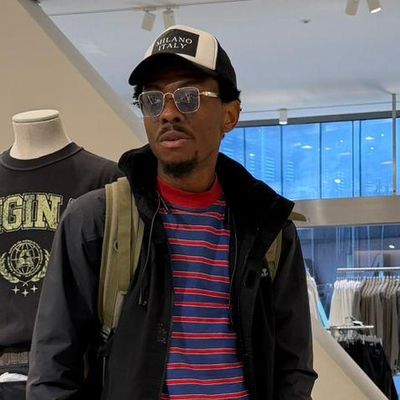 Charles, 35