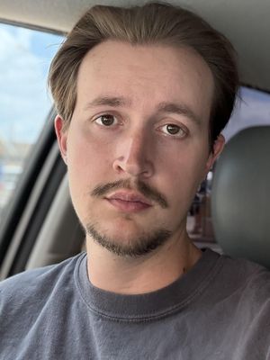 Wes, 23