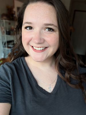 Sarah, 32
