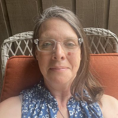Amy, 54
