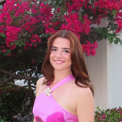 Abby, 20
