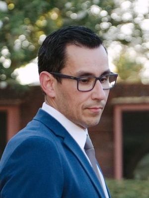 Jose, 38