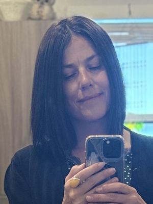 Sheena, 43