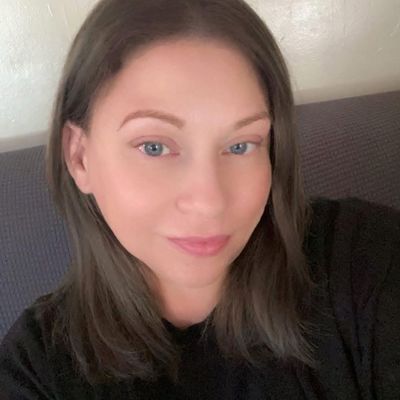 Carmela, 45