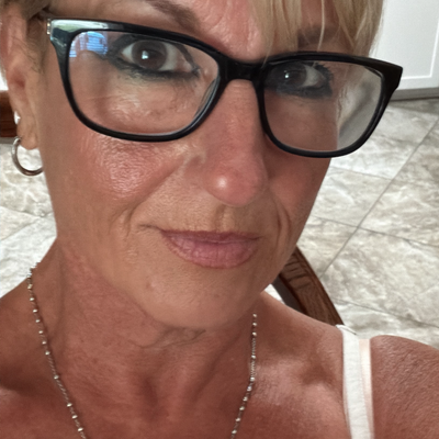 Lisa, 61