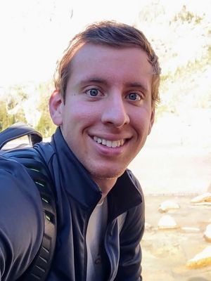Jonathan, 27