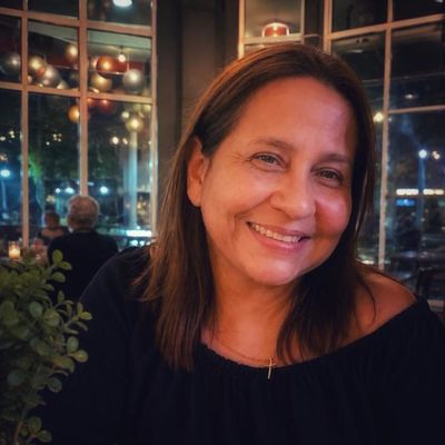 Lili, 60