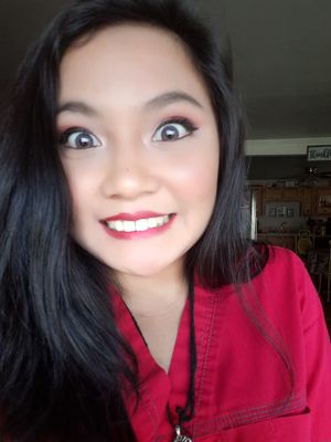 Annie, 32