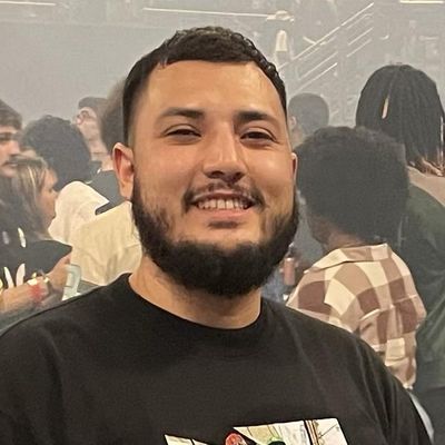 Daniel, 26