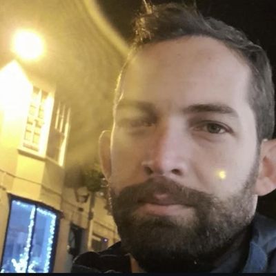 Tomaz, 35