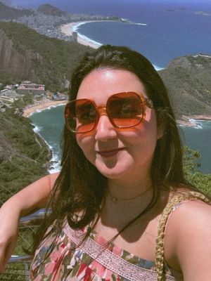 Izabela, 28