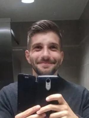Daniel, 34