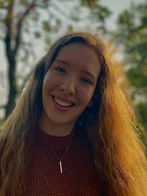 Annie, 25