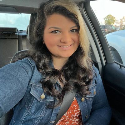 Rebecca, 27