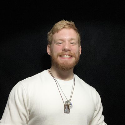 Chris, 23