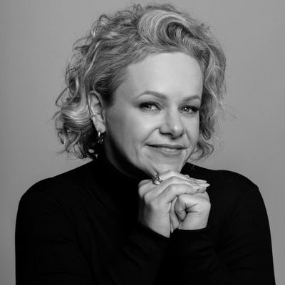 Grazielle, 48