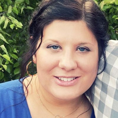 Jenny, 39